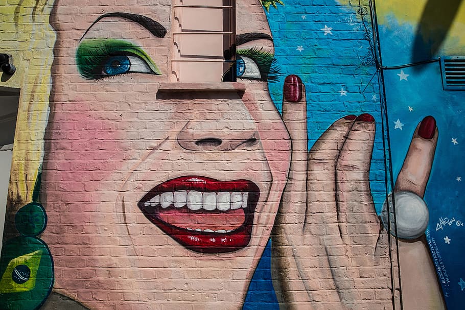 depicting, woman, smiling, captured, wall, central, london., taken, canon 6, 6d