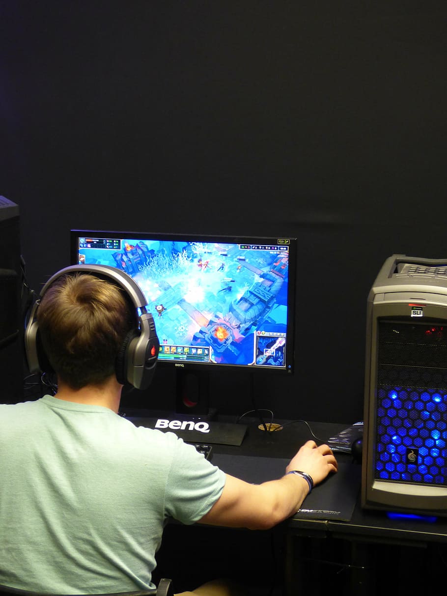 boy, holding, computer mouse, playing, mmorpg game, game, the strategy, computer, a computer game, monitor