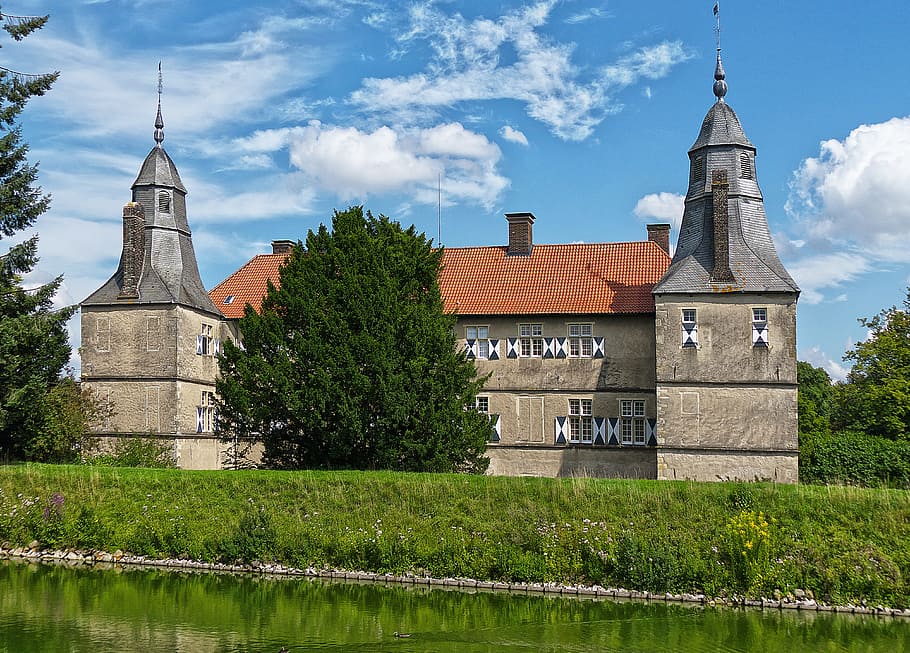 castle, moated castle, moat, wasserburg, well, towers, lowland castle, castle park, building, münsterland