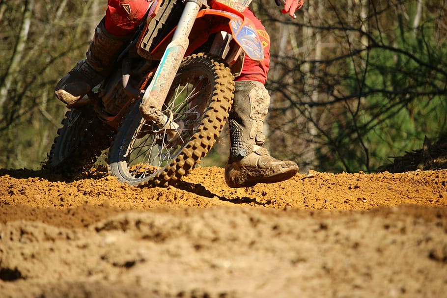 person, riding, red, motocross dirt motorcycle, daytime, motocross, enduro, motorcycle, race, driver