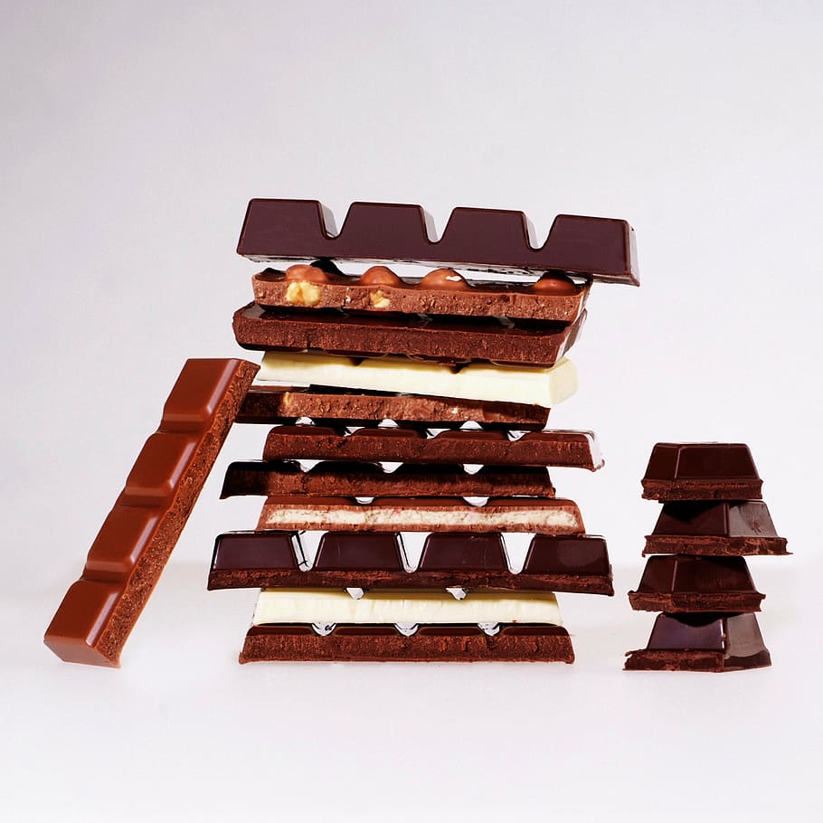 chocolate, milk chocolate bar lot, nuts, nibble, milk chocolate, candy, food, eat, vollmilch, dark