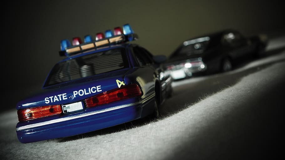 close-up photography, police car, grey, coupe die-cast models, police, chase, ford, crown victoria, performance, scale model