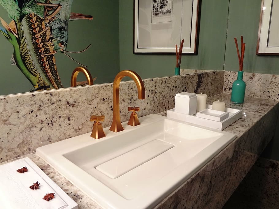 bathroom, gold, white, sink, gold faucet, washbasin, pia, domestic Bathroom, faucet, tile