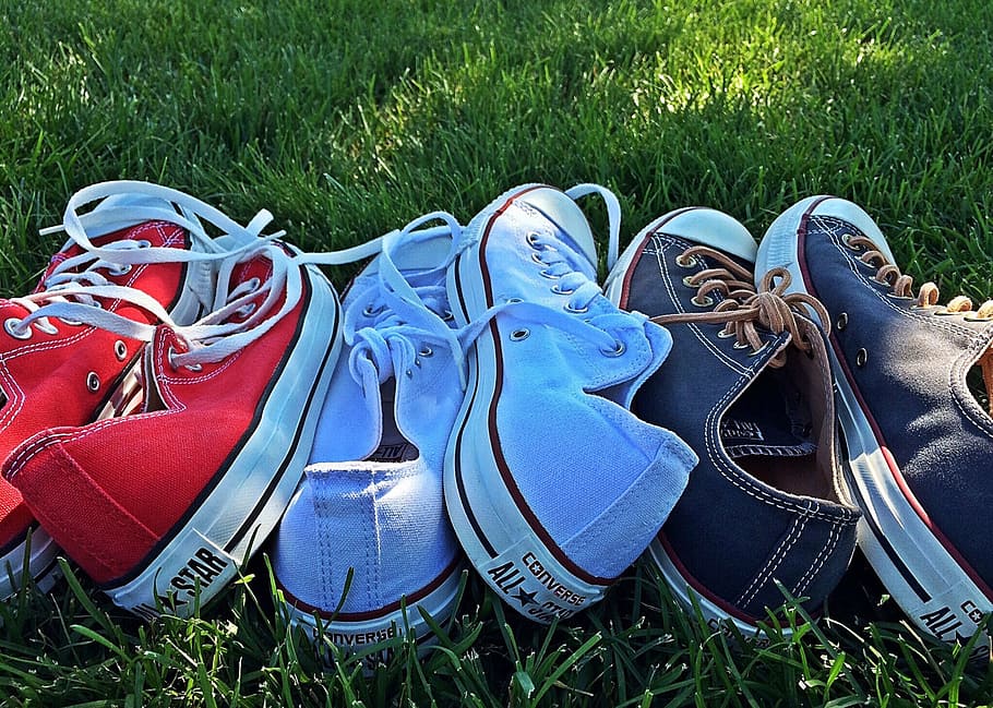 red, blue, converse, star low-top sneakers, green, grass, july 4th, patriotic, independence, sneakers
