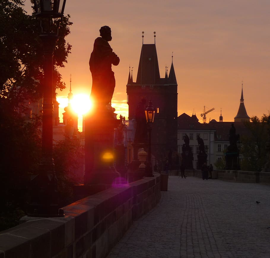 カレル橋, プラハ, チェコ共和国, 日没, 建築, 建物外観, 建造物, 空, 太陽, 自然