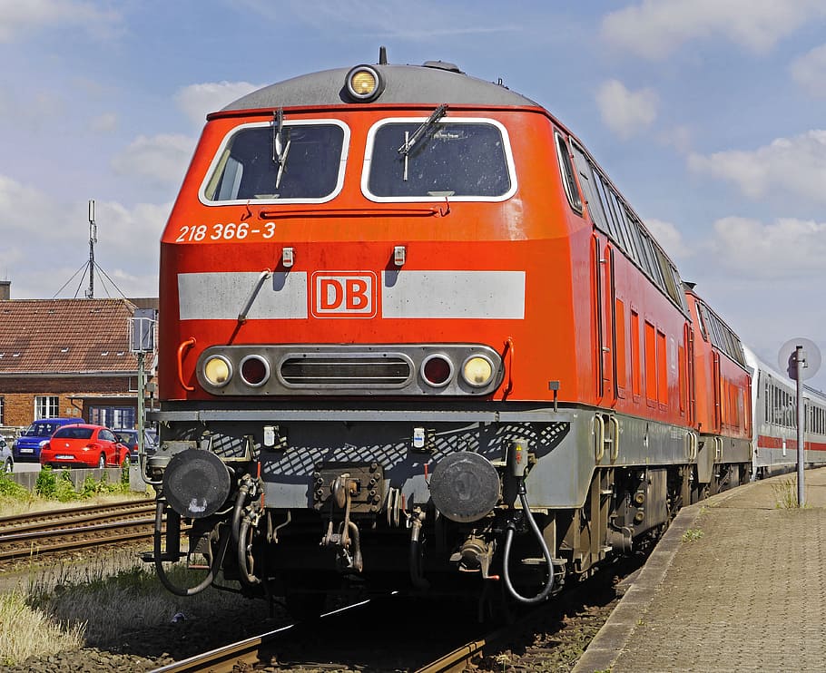 diesel locomotive, double traction, br 218, deutsche bahn, dbag, nordfriesland, intercity, plan, husum hbf, diesel traction