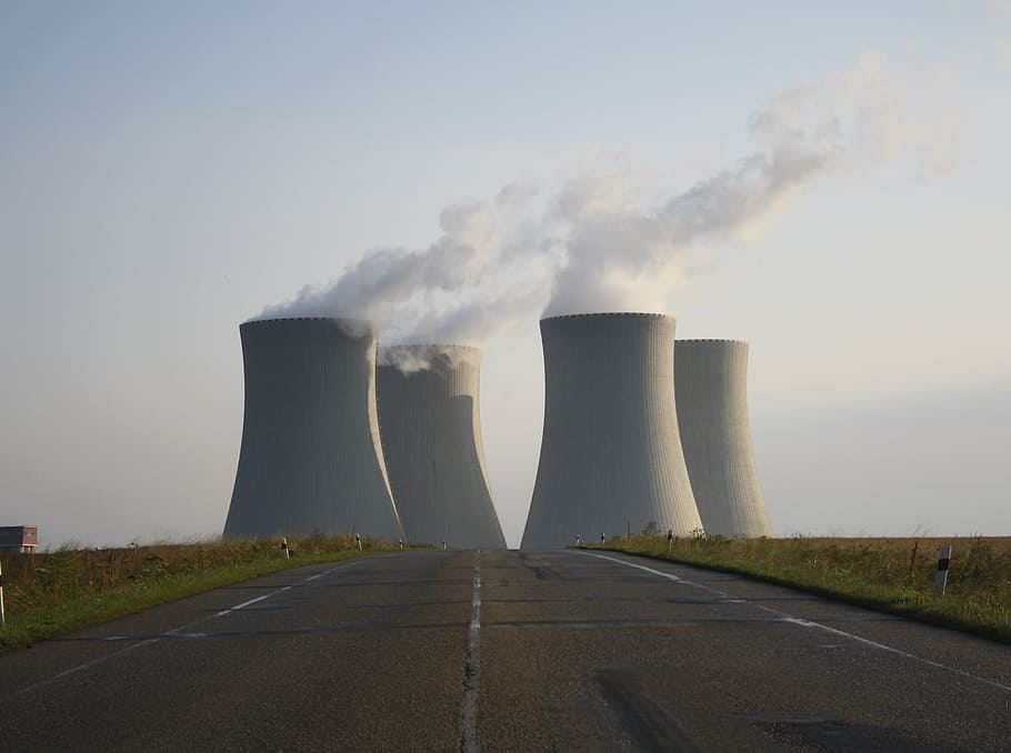угольный завод, атомная электростанция, ядерный реактор, ядерная, ядерное деление, окружающая среда, риск, ток, энергия, уран