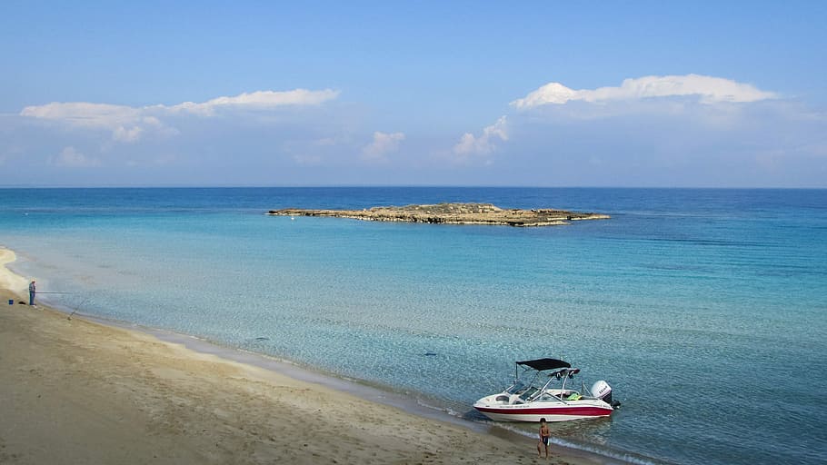 Chipre, Protaras, playa, horizonte, barco, agua, naturaleza, pintorescos, cielo, horizonte sobre el agua