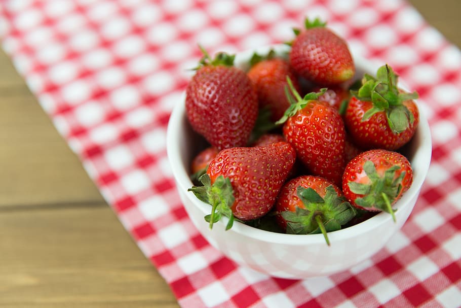 bowl, fresh, strawberries, fresh strawberries, food/Drink, food, fruit, healthy, freshness, strawberry