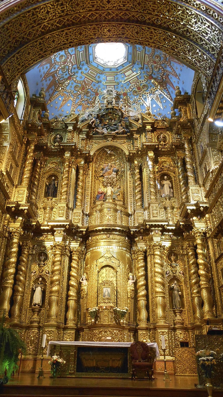 gold, blue, cathedral, interior, church of the society of jesus, quito, ecuador, church, gothic, famous