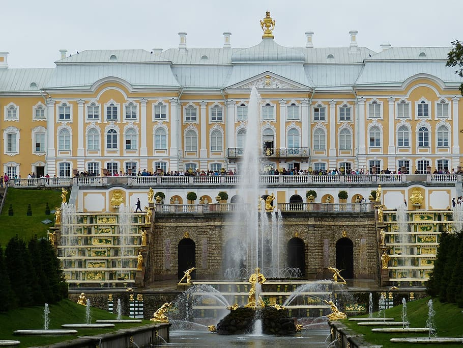 fotografia em lapso de tempo, fonte, ao lado, branco, marrom, casa, São Petersburgo, Rússia, Petersburgo, historicamente