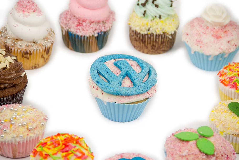 cupcake lot illustration, Cupcakes, Wordpress, Sweets, Sweet, bakery, delicious, cream, design, cupcake