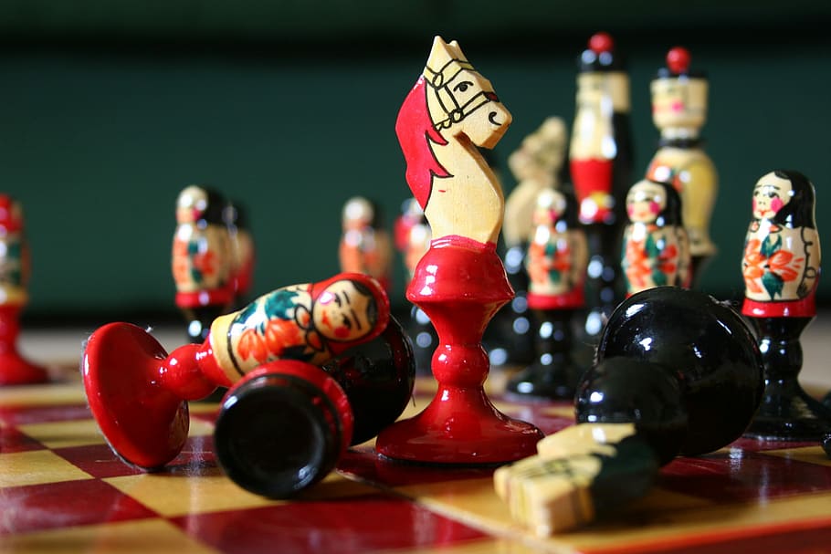 chess game, selective, focus photography, contest, game, victory, play, failure, knight, jumper