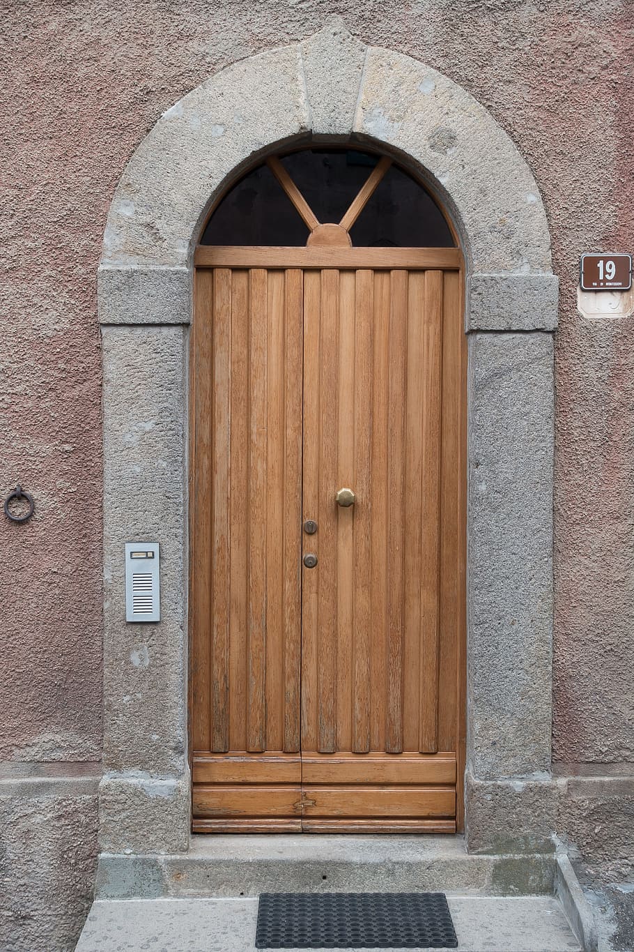 door, input, wood, house entrance, front door, input range, gate, portal, apartment, home