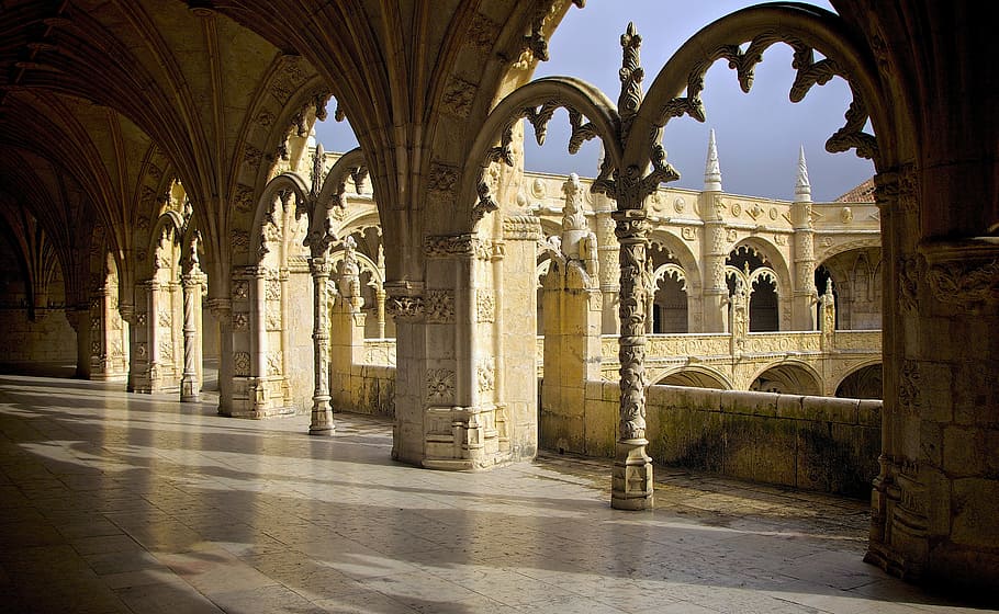 回廊, ジェロニモス修道院, ベレム, リスボン, 建物のインテリア写真, 建築, アーチ, 建築柱, 過去, 歴史