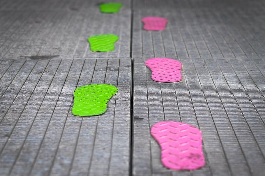 selective, focus photography, green, pink, footprints, footsteps, path, metal, foot, footprint