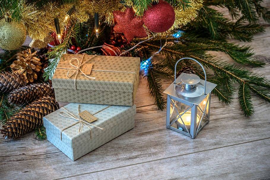 Navidad, regalo, caja, árboles, decoración, adornos, vela, luz, lámpara, diseño