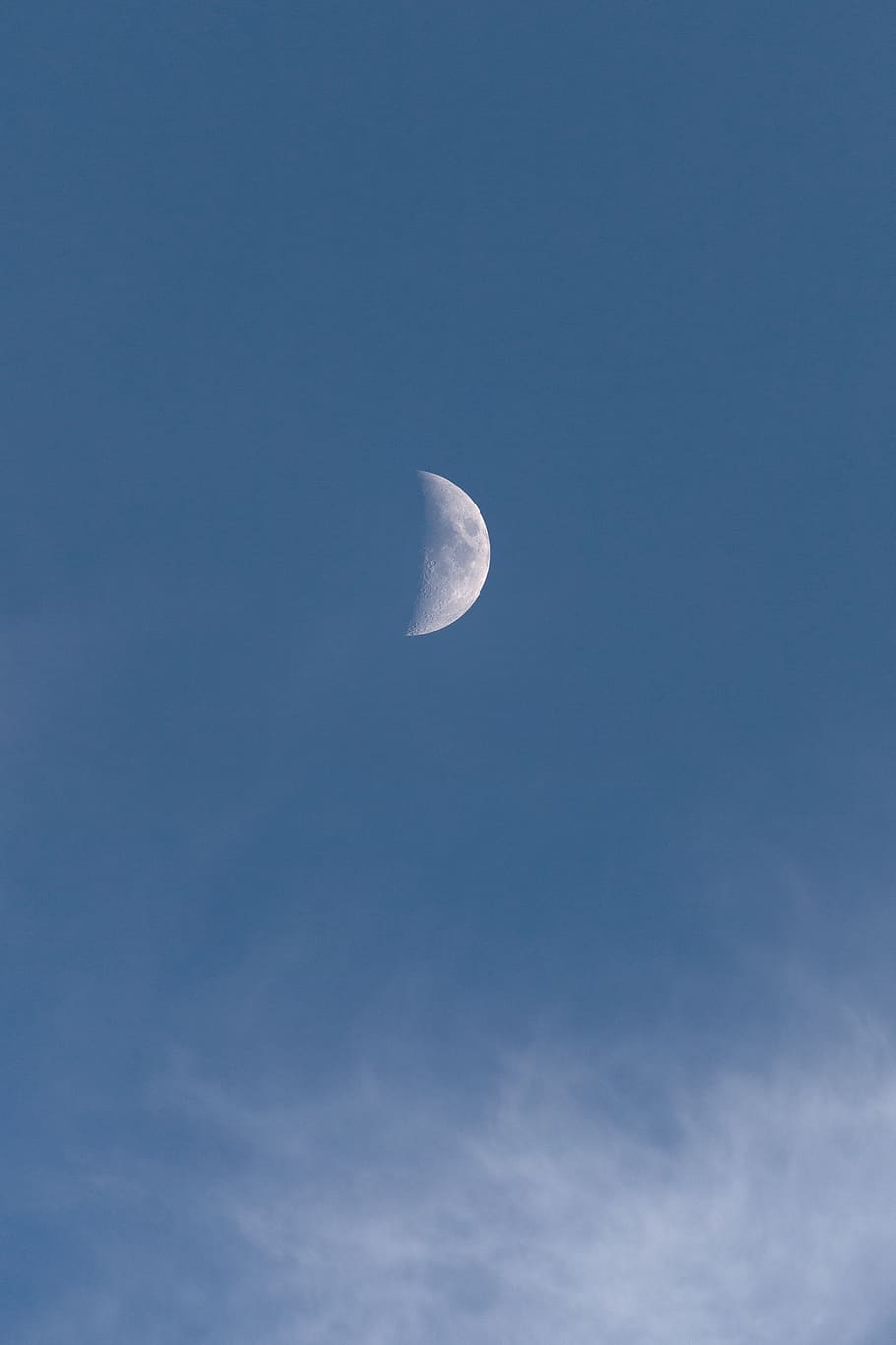 moon, blue, sky, clouds, daytime, nature, outdoors, space, lunar, atmosphere