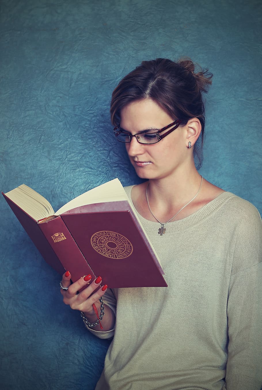 woman, wearing, eyeglasses reading book, girl, reading, pupil, book, books, college, young