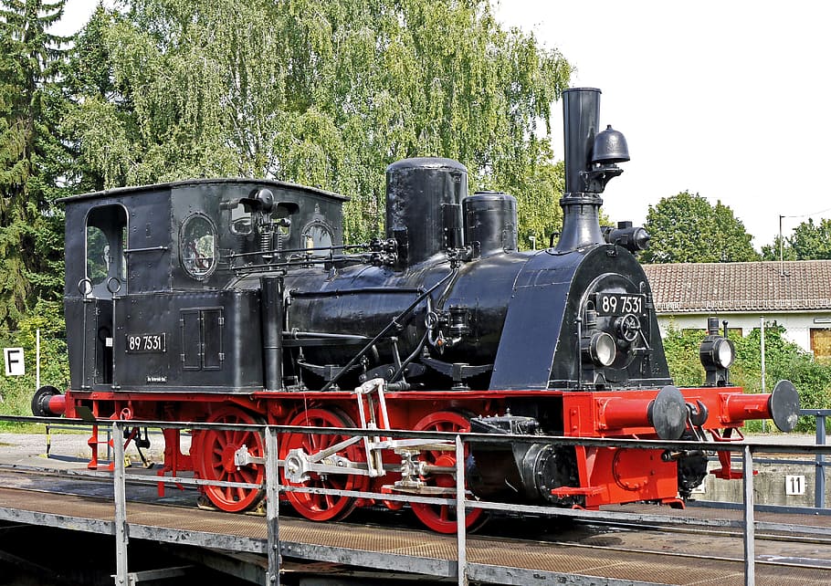 locomotora de vapor, una exhibición del museo, capaz de rodar, centro, museo ferroviario del sur de Alemania, heilbronn, prusiana, t3, t 3, br89