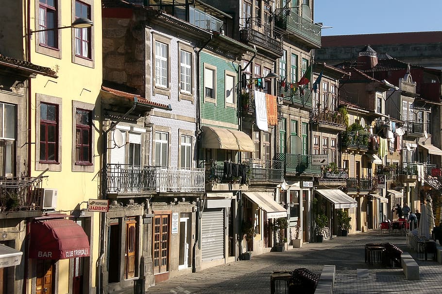 blanco, verde, hormigón, casas, Portugal, Porto, fachada, casco antiguo, fachadas de casas, calle
