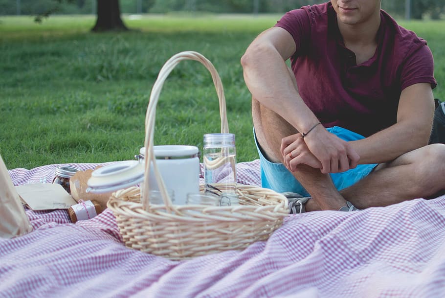 man, sitting, pink, cloth, wicker basket, picnic, basket, meal, food, blanket