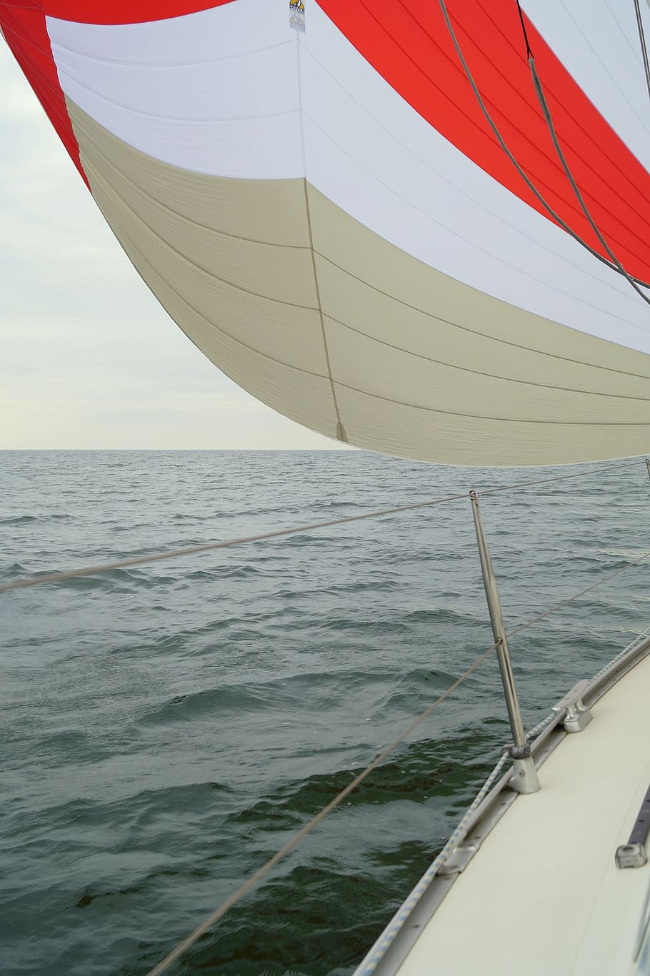 sail, blister, spinnaker, wind, speed, sailing boat, water, sport, leisure, yacht