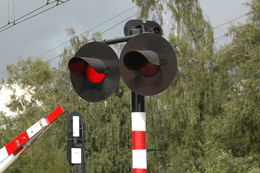Level Crossing, Railway Crossing, Train, barriers, red light, fence, safety fence, red, stoplight, safety