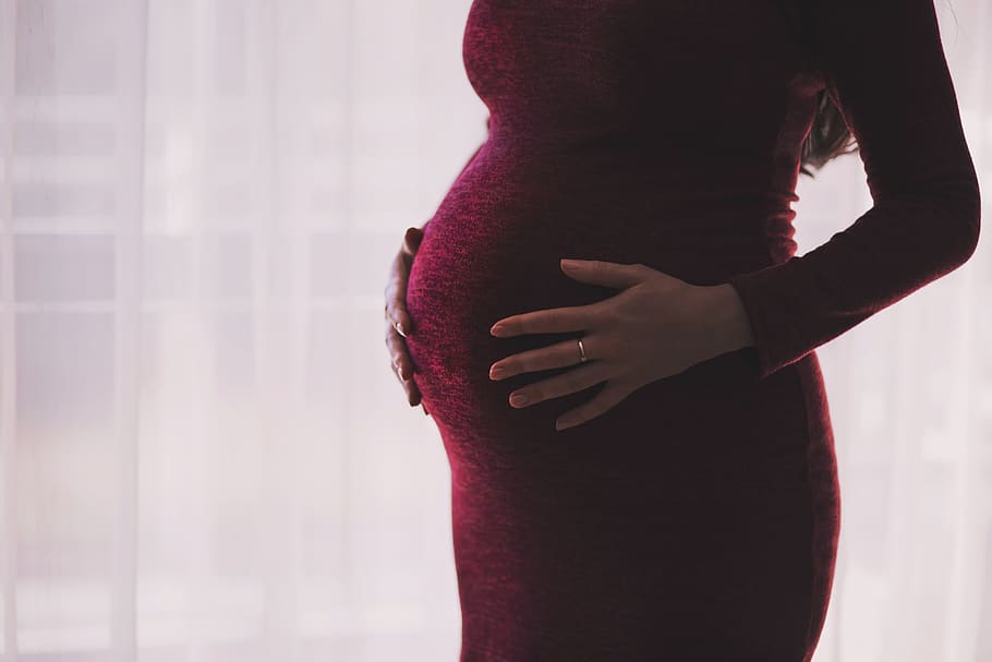 胃を保持している人, 女性, 赤ちゃん, 母親, 妊娠中, 結婚指輪, 母性, 母, 親, 胚