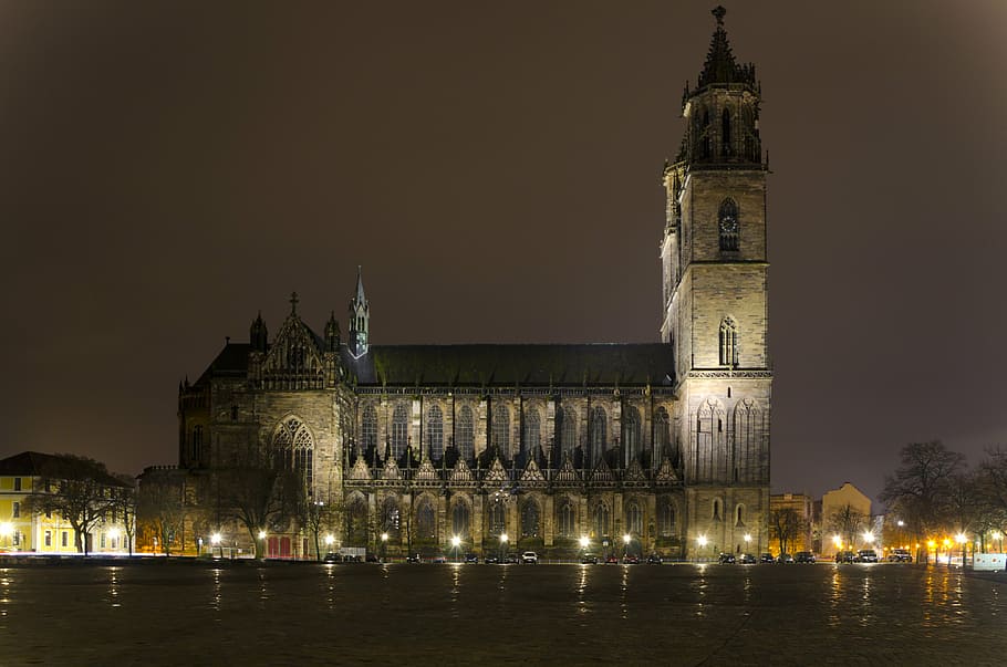 magdeburger dom, dom, iglesia, noche, iluminado, plaza de la catedral, magdeburgo, históricamente, arquitectura sagrada, sajonia-anhalt