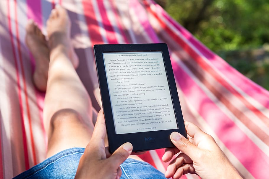 kobo, reading light, ebook, hammock, reading, reader, tablet, digital, holiday, relaxation