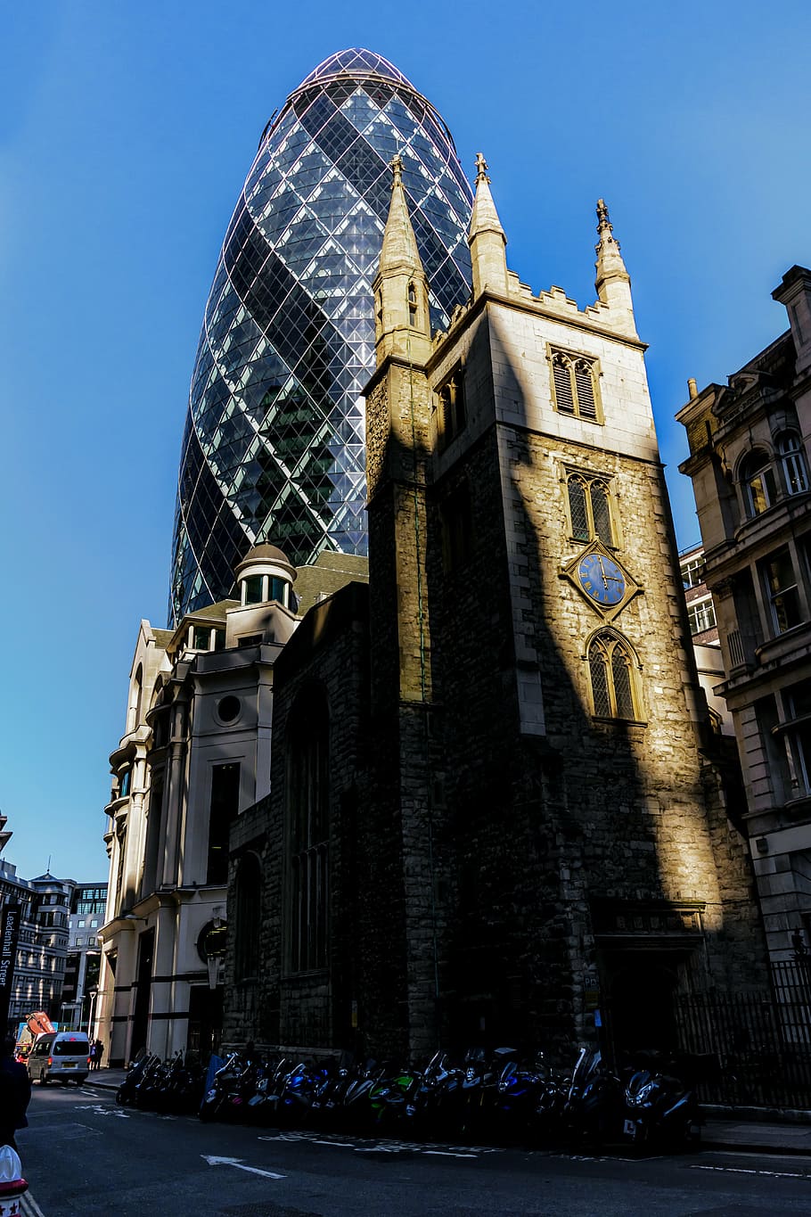 gherkin, london, tower, city, architecture, building, england, britain, modern, skyline