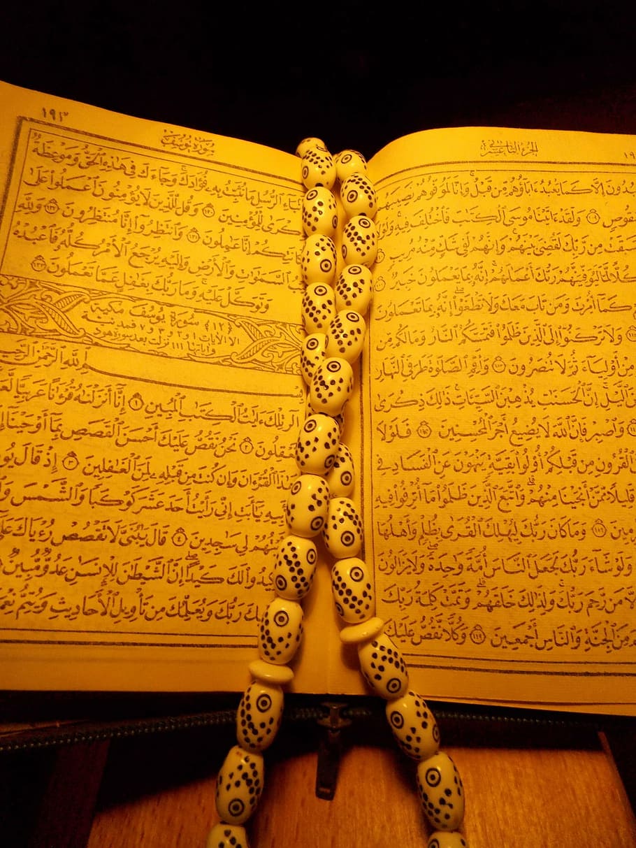 quran, rosary, pray, religion, holy, islam, indoors, text, art and craft, book
