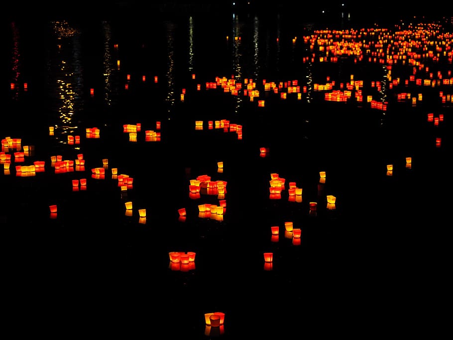 lights, candles, floating candles, festival of lights, lights serenade, ulm, red, yellow, river, danube