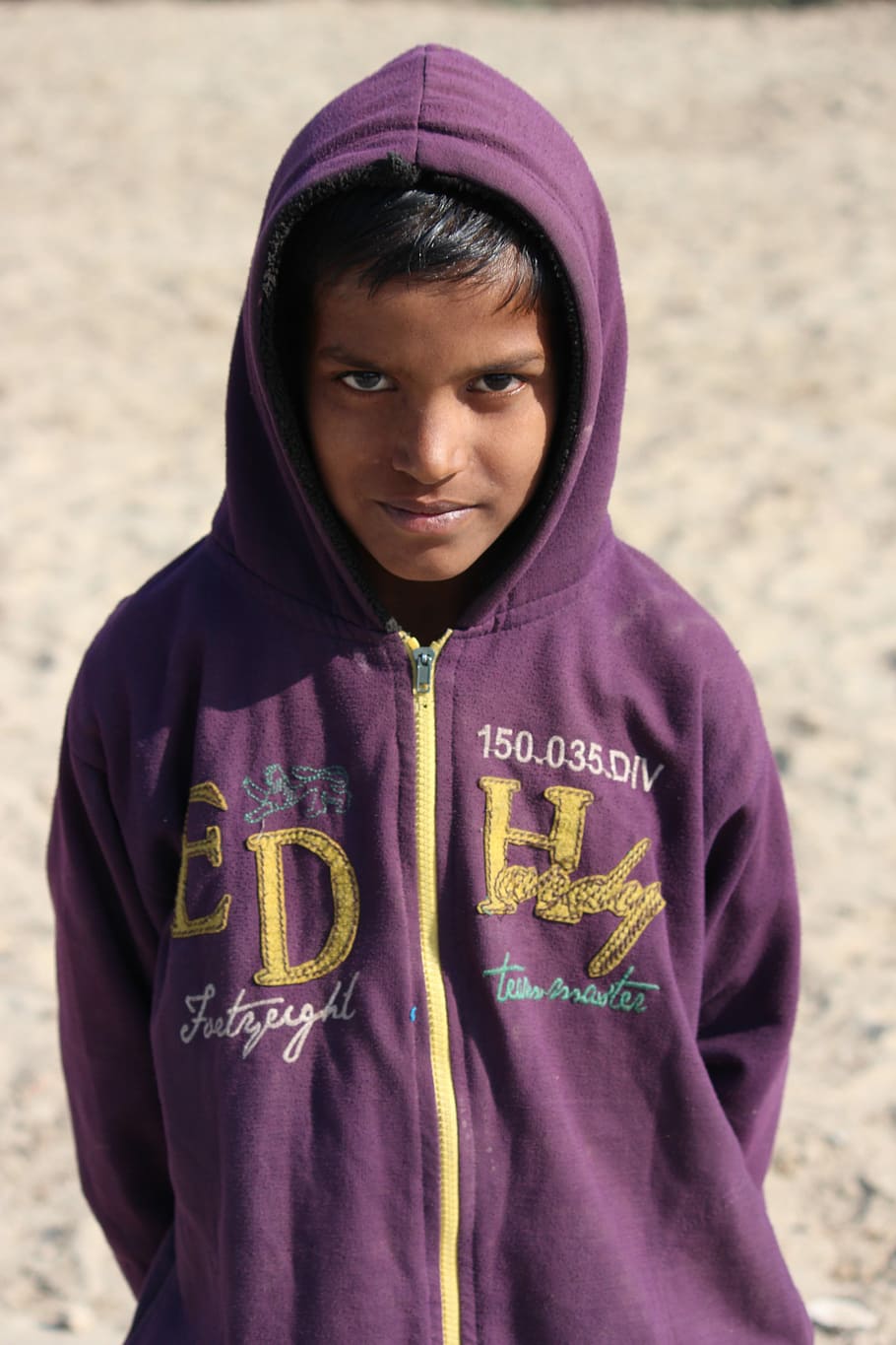 Poor, Child, Hungry, Food, baby, no food, sand, hood - clothing, one person, hooded shirt