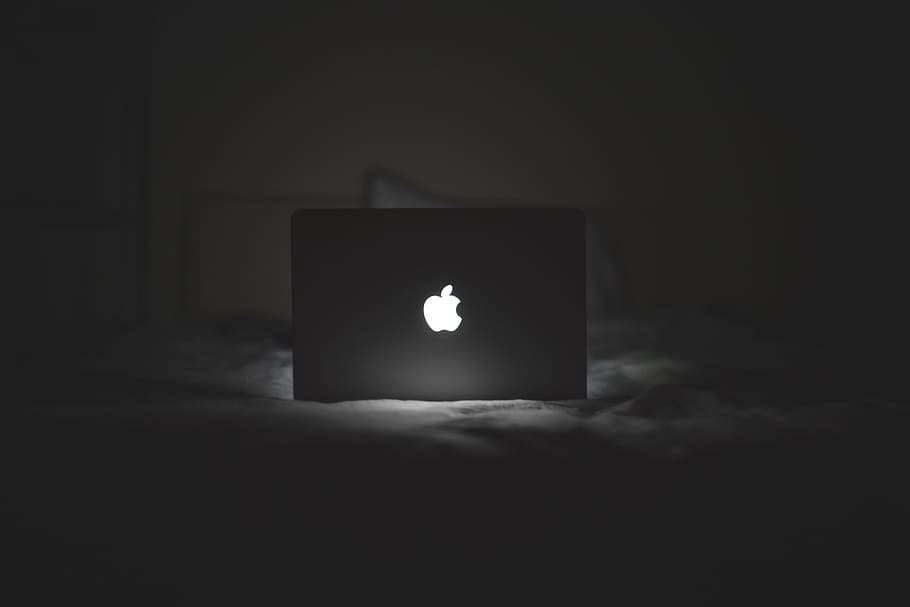 B & W, MacBook, Brilhando, Logotipo da Apple, maçã, logotipo, branco, tecnologia, escuro, noite