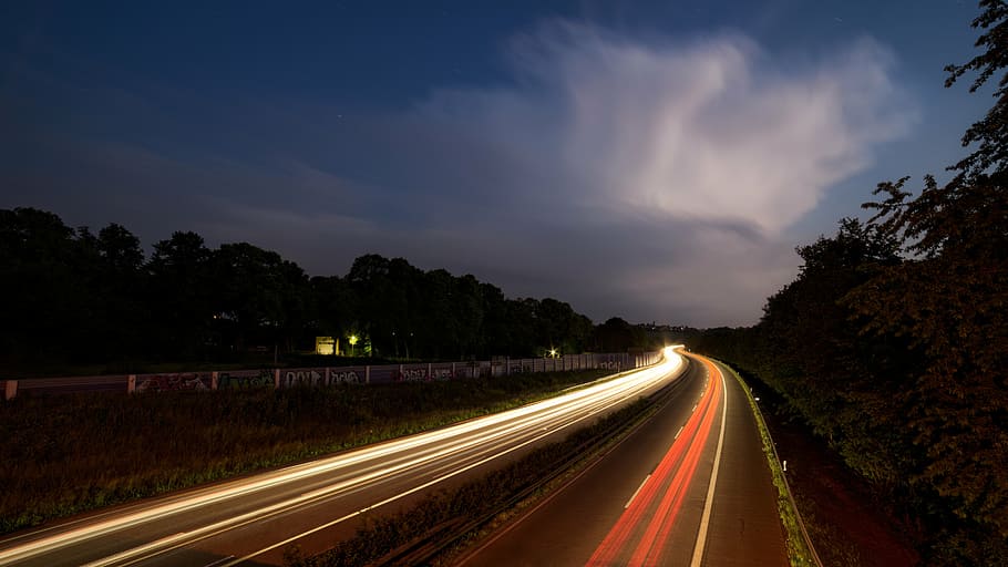 timelapse photography, cars, road, highway, at night, long exposure, traffic, lights, spotlight, tracer