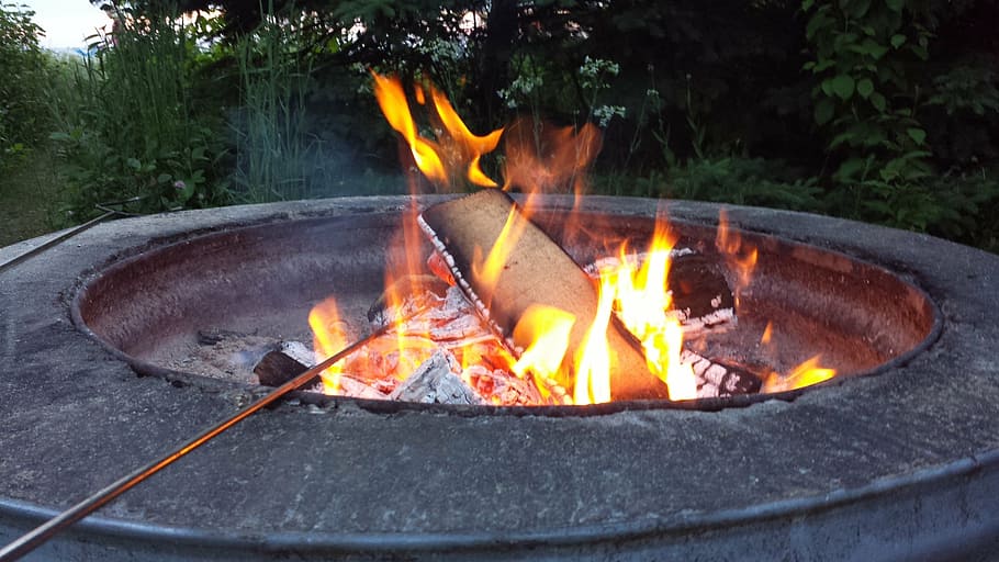 キャンプファイヤー, キャンプ, たき火, 熱-温度, 燃焼, 火, 炎, 火-自然現象, 自然, 木
