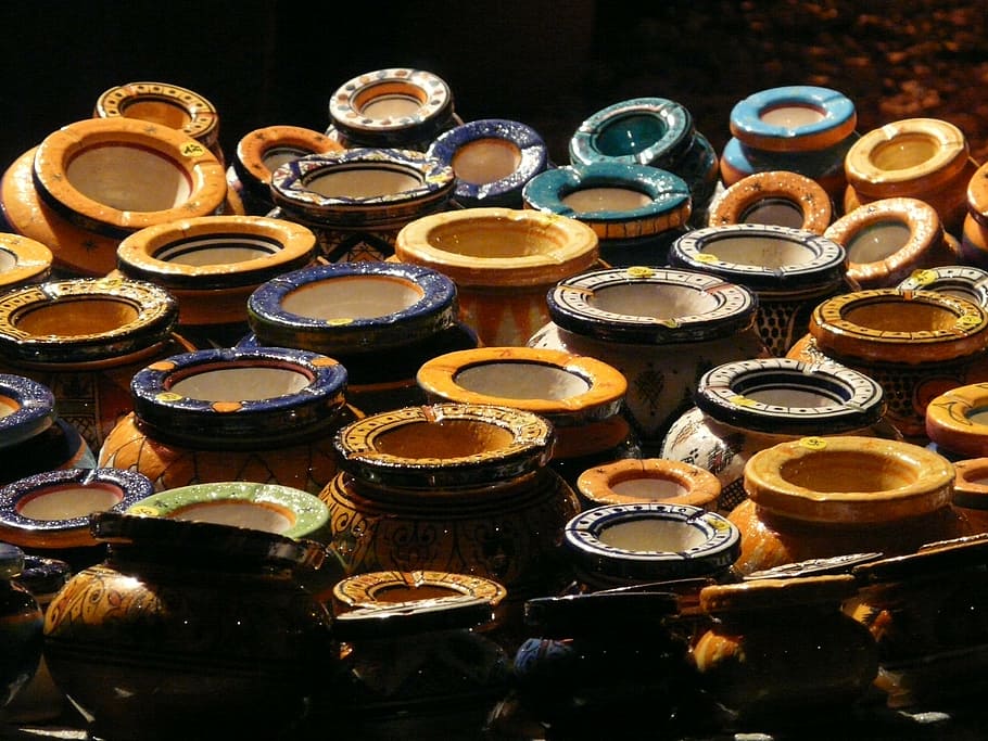 ollas, jarras, cerámica, vasijas, frágiles, pintadas, artesanales, gran grupo de objetos, elección, variación