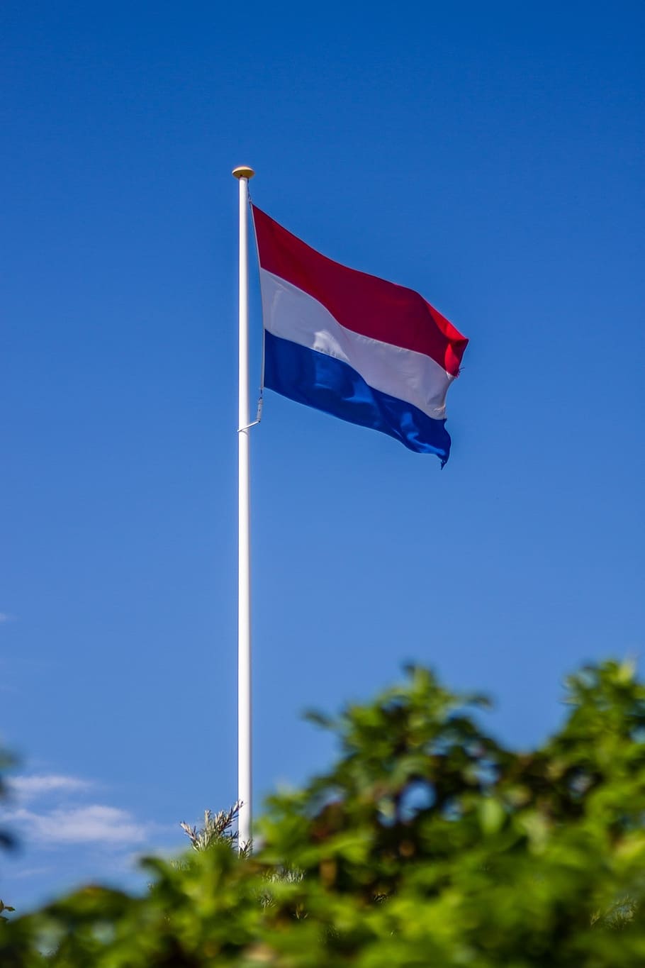 flag, holland, netherlands, sky, blue, red, white, green, wind, mast