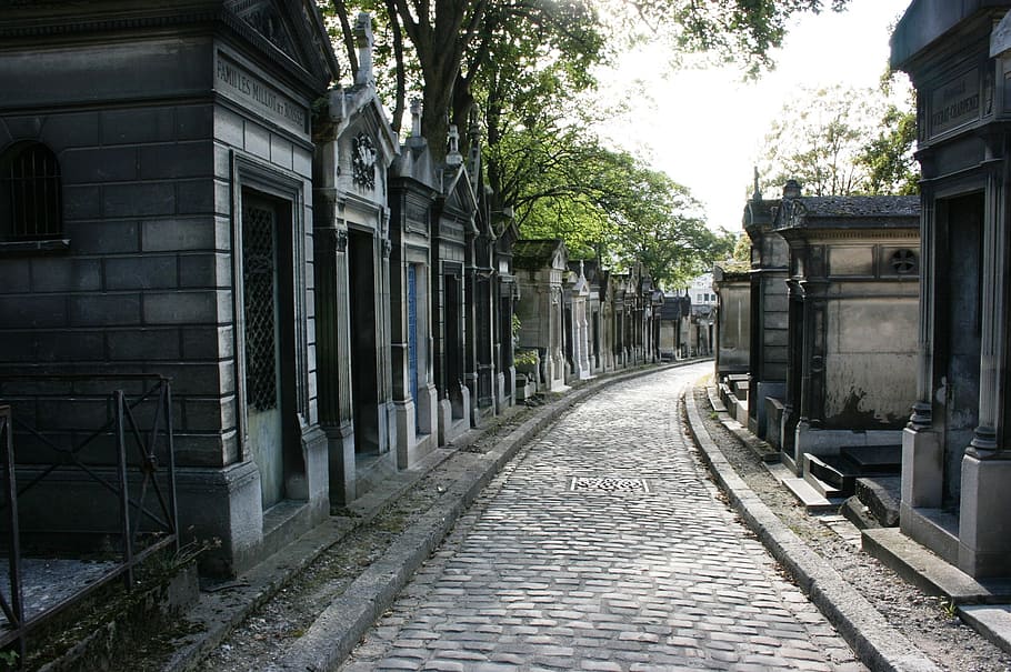 cementery pathway, cemetery, tombs, pere lachaise, paris, architecture, old, street, history, building exterior