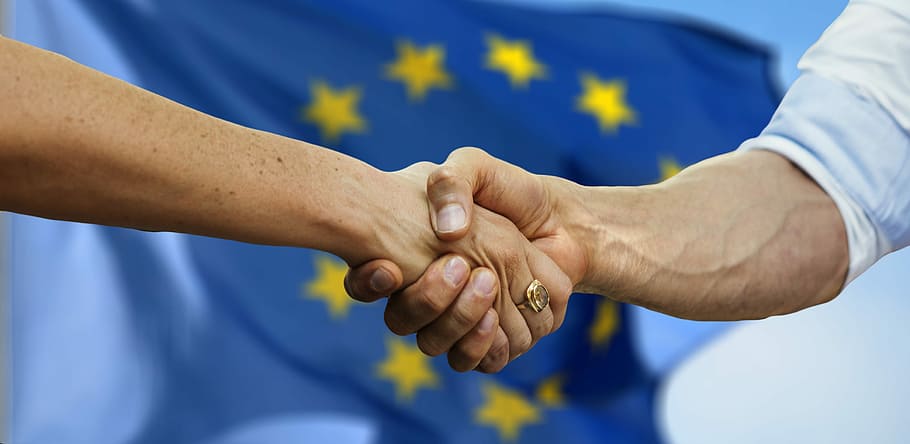Europa, manos, amistad, juntos, hombre, mujer, humanos, continentes, mundo, globalización
