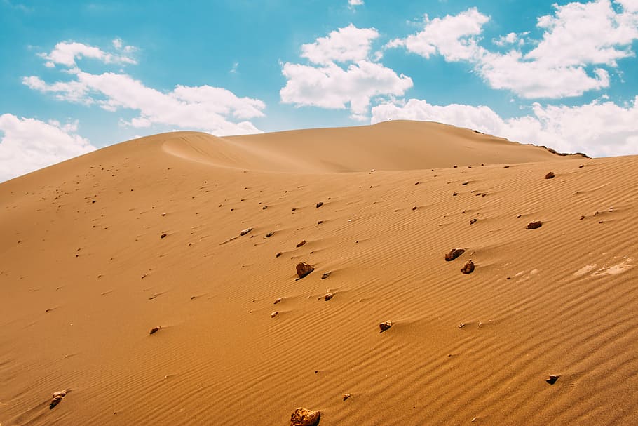 dunas de arena, durante el día, desierto, paisaje, arena, azul, cielo, nubes, seco, naturaleza