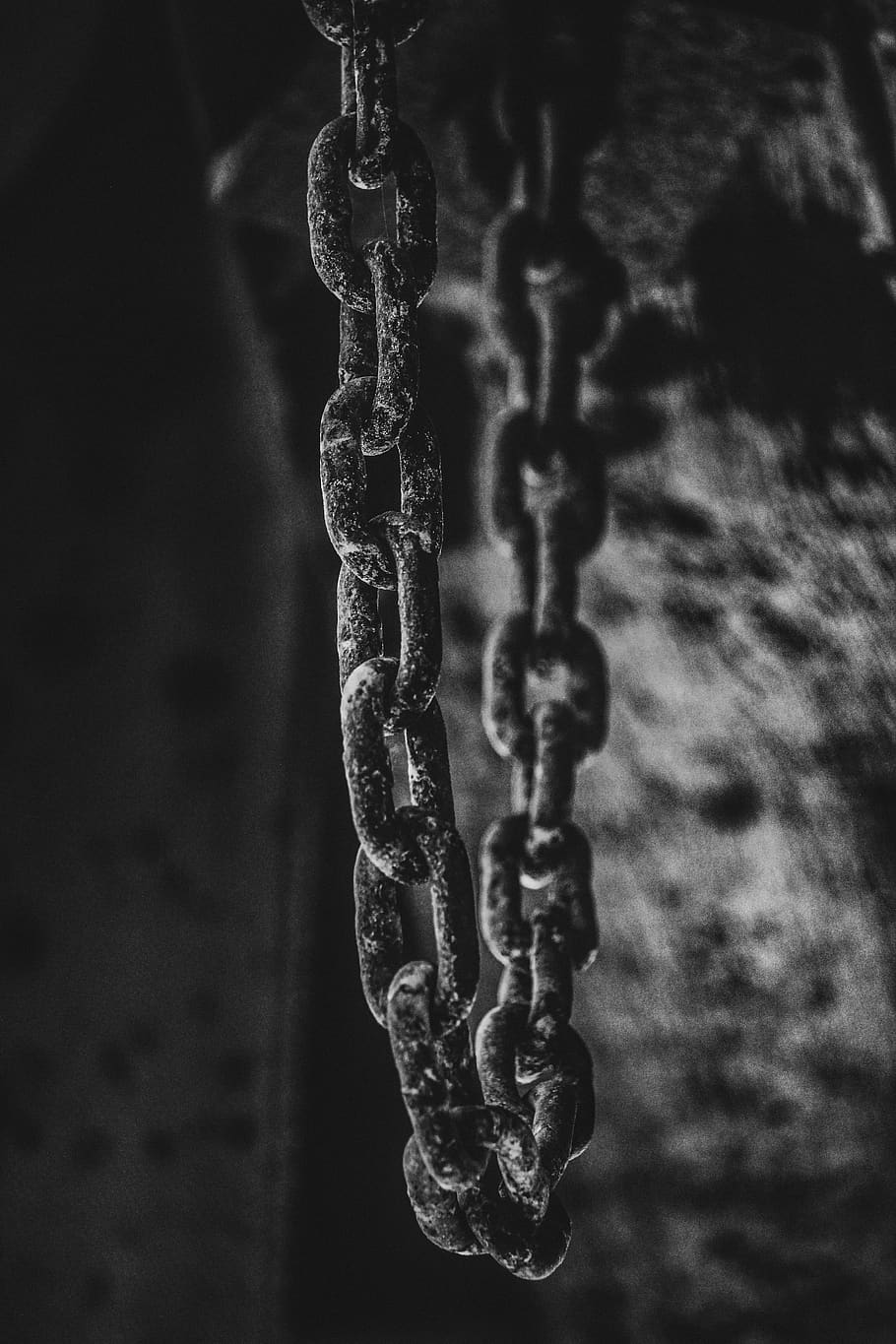 The chains that rust фото 13