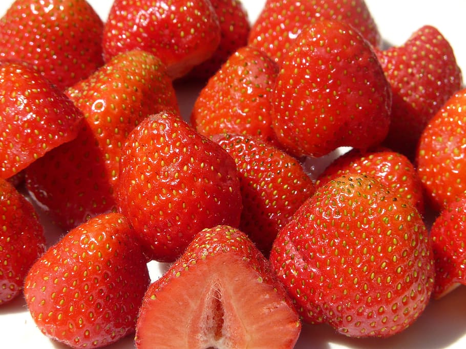 Strawberries Cut Fruit Sweet Cut In Half Berry Red Delicious Strawberry Food And Drink Pxfuel