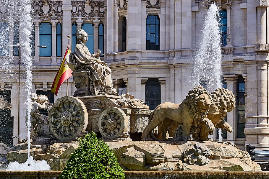 person, riding, carriage, two, lions statue, spain, madrid, cybele, fountain, statue