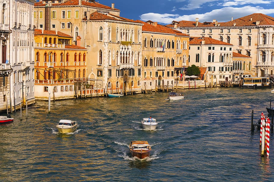 travel, vacations, venice, channel, building, architecture, waterway, canale grande, boats, powerboat