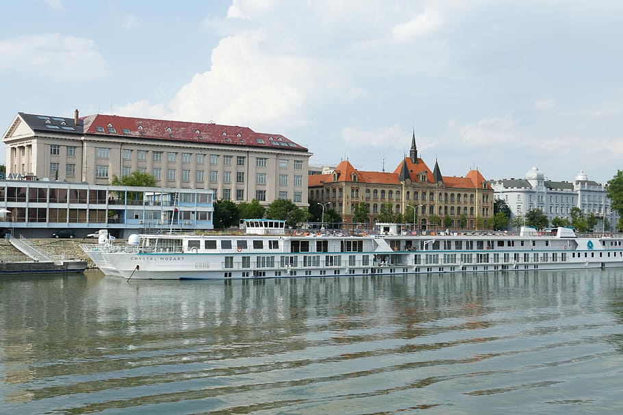 Bratislava, Eslováquia, Danúbio, cidade, arquitetura, capital, neustadt, cruzeiro no rio, historicamente, rio