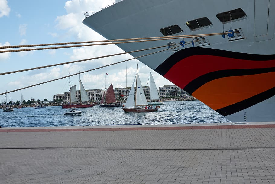hanse sail, boat, ship, warnemünde, rostock, baltic sea, sail, shipping, traditional sailer, port city