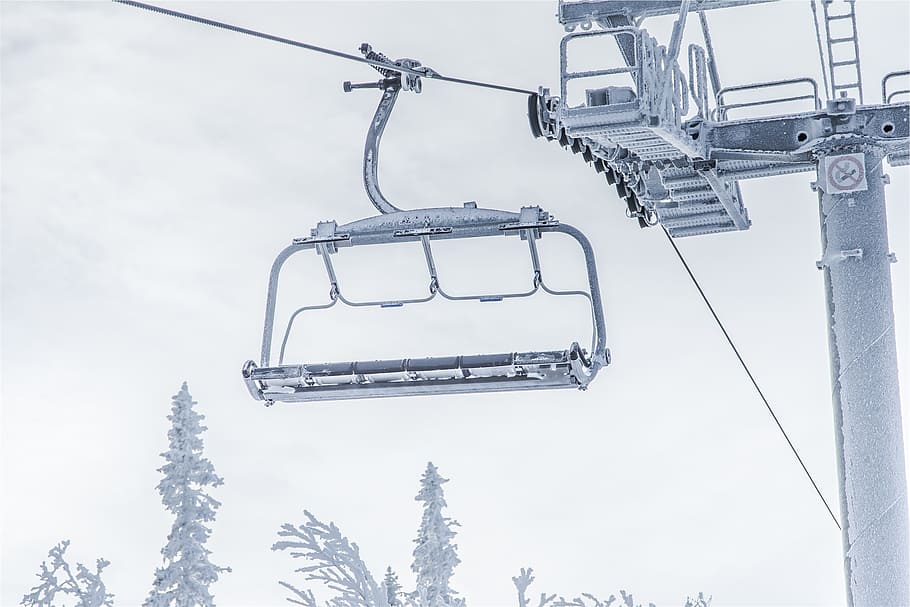 white, electric, snow, lift, chairlift, winter, ice, frost, cold, cloudy